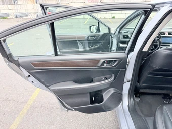 2015 Subaru Legacy 2.5i Limited - miniatura 34