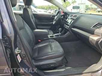 2015 Subaru Legacy 2.5i Limited – miniatura 8