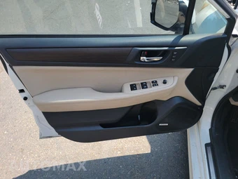 2015 Subaru Legacy 2.5i Limited – miniatura 9
