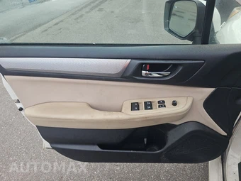 2015 Subaru Legacy 2.5i Premium – miniatura 9