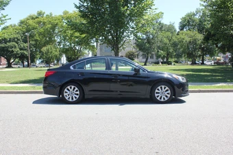 2015 Subaru Legacy 2.5i Premium - miniatura 2