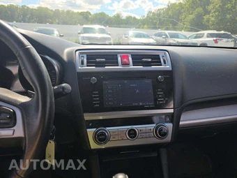 2015 Subaru Legacy 2.5i Premium – miniatura 10
