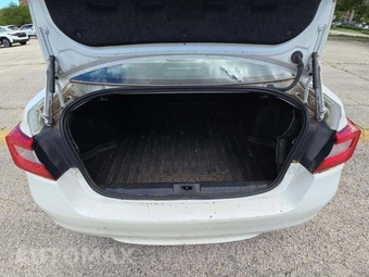 2015 Subaru Legacy 2.5i Premium – miniatura 8