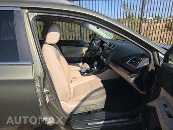 2015 Subaru Outback 2.5i Limited – miniatura 18