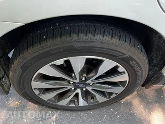 2015 Subaru Outback 2.5i Limited - miniatura 2