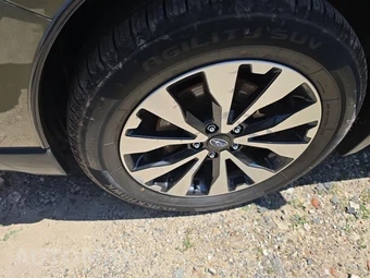 2015 Subaru Outback 2.5i Limited – miniatura 8