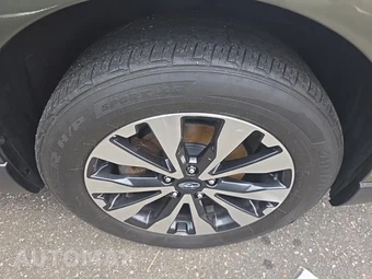 2015 Subaru Outback 3.6R Limited – miniatura 9