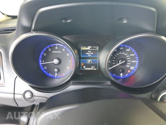 2015 Subaru Outback 3.6R Limited – miniatura 12