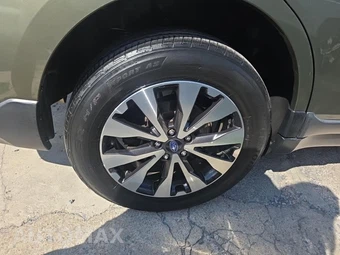 2015 Subaru Outback 3.6R Limited – miniatura 10