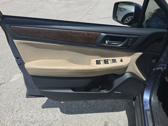 2015 Subaru Outback 3.6R Limited - miniatura 9