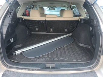 2015 Subaru Outback 3.6R Limited - miniatura 16