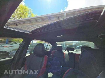 2015 Subaru WRX STi Limited – miniatura 11