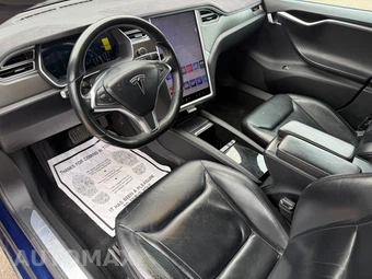 2015 Tesla Model S – miniatura 10