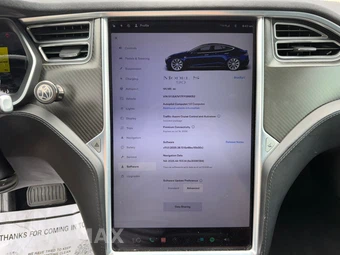 2015 Tesla Model S – miniatura 12
