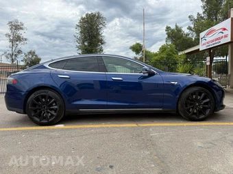 2015 Tesla Model S – miniatura 6