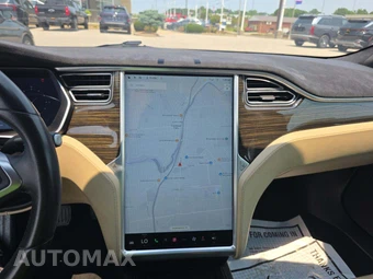 2015 Tesla Model S 70 – miniatura 10