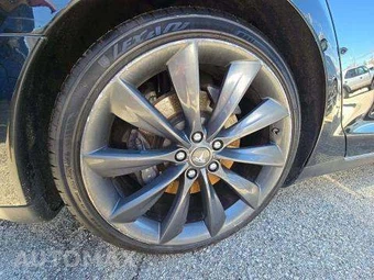 2015 Tesla Model S 70D – miniatura 26