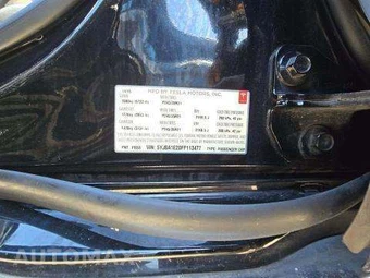 2015 Tesla Model S 70D – miniatura 5