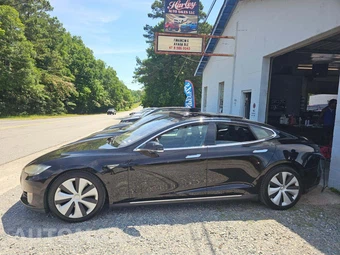 2015 Tesla Model S 70D – miniatura 4