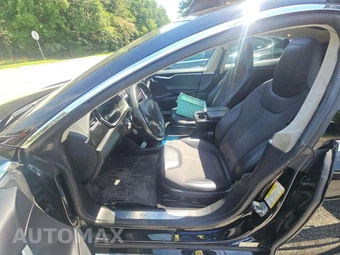 2015 Tesla Model S 70D – miniatura 6