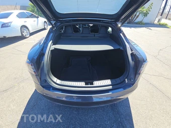 2015 Tesla Model S 70D – miniatura 16