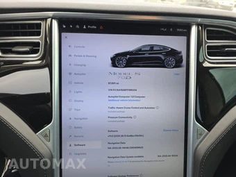 2015 Tesla Model S 70D – miniatura 12