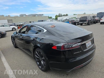 2015 Tesla Model S 70D – miniatura 6