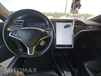 2015 Tesla Model S 85D – miniatura 11