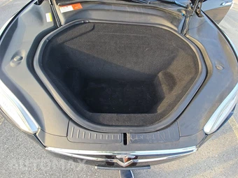 2015 Tesla Model S 85D – miniatura 15
