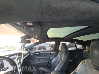 2015 Tesla Model S 85D – miniatura 18