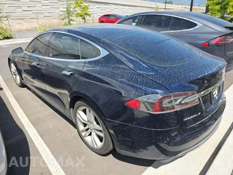 2015 Tesla Model S 85D – miniatura 2