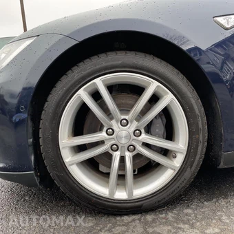 2015 Tesla Model S 90 - miniatura 11