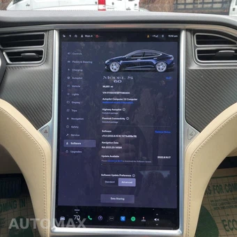 2015 Tesla Model S 90 - miniatura 15