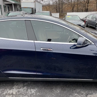 2015 Tesla Model S 90 - miniatura 8