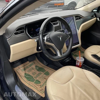 2015 Tesla Model S 90 - miniatura 9
