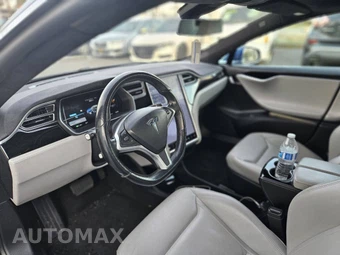 2015 Tesla Model S 90D – miniatura 19