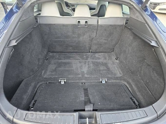 2015 Tesla Model S 90D – miniatura 22