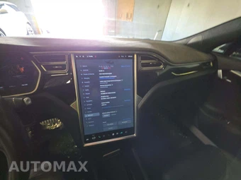 2015 Tesla Model S P85D – miniatura 7