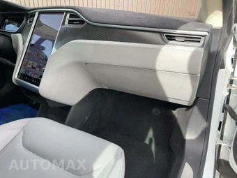 2015 Tesla Model S P85D – miniatura 20