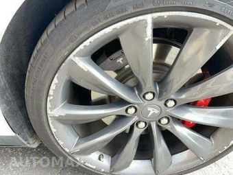 2015 Tesla Model S P85D – miniatura 35