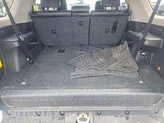 2015 Toyota 4Runner Limited – miniatura 16