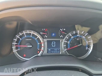 2015 Toyota 4Runner SR5 - miniatura 15