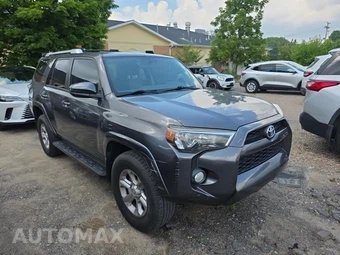 2015 Toyota 4Runner SR5 - miniatura 3