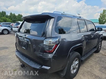 2015 Toyota 4Runner SR5 - miniatura 4