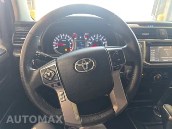 2015 Toyota 4Runner SR5 - miniatura 10
