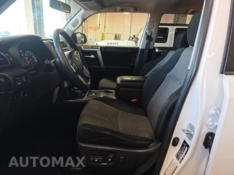 2015 Toyota 4Runner SR5 - miniatura 7