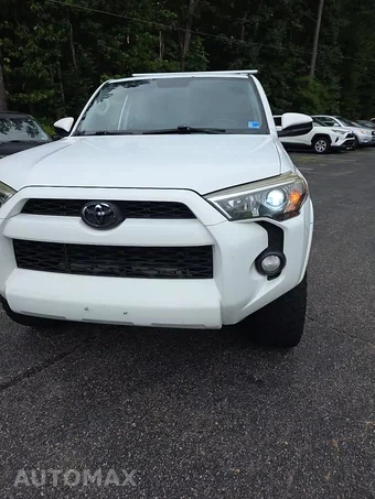 2015 Toyota 4Runner SR5 – miniatura 40