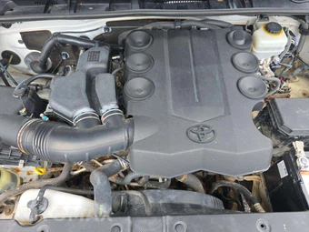 2015 Toyota 4Runner SR5 – miniatura 42