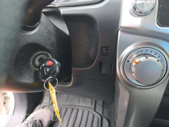 2015 Toyota 4Runner SR5 – miniatura 8