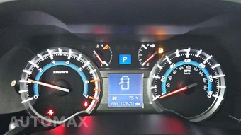 2015 Toyota 4Runner SR5 – miniatura 17